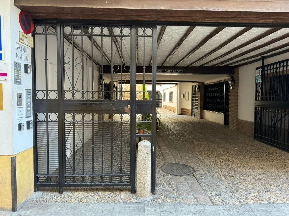 Apartamento Buen Pastor Con Parking Gratuito قرطبة المظهر الخارجي الصورة